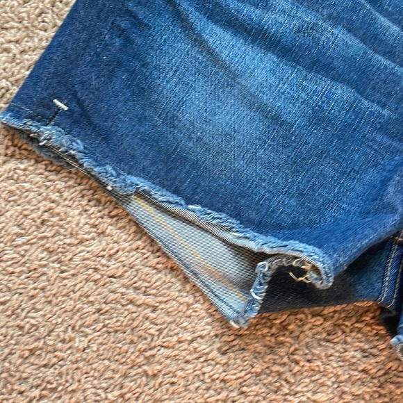 PAIGE - LIKE NEW  - Paige Denim Cut Off Jeans - SZ 31 - Picture 5 of 6